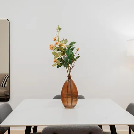 3db- Sunlit Designer In The Heart Of ' Lizbona